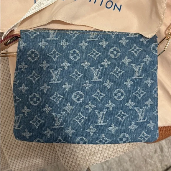 LV DENIM BAG - Picture 2 of 3